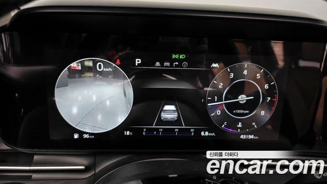 Kia Carnival 2022 — Фото 8/20