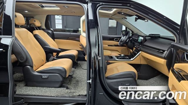 Kia Carnival 2022 — Фото 10/20
