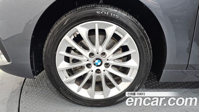 BMW 1 Series 2020 — Şəkil 5/20