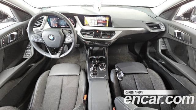 BMW 1 Series 2020 — Şəkil 7/20