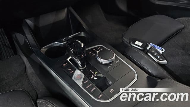 BMW 1 Series 2020 — Şəkil 9/20