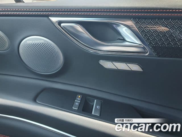 Genesis GV80 Coupe 2024 — Şəkil 13/20