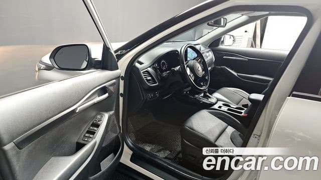 Kia Seltos 2020 — ფოტო 7/20
