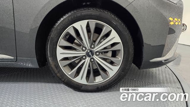Kia K8 2023 — Şəkil 5/20