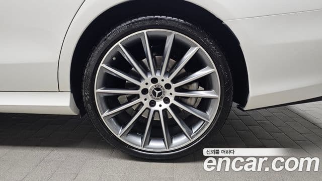 Mercedes-Benz E-Class 2021 — Şəkil 5/20