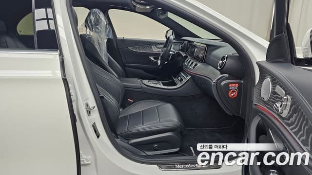 Mercedes-Benz E-Class 2021 — Şəkil 11/20