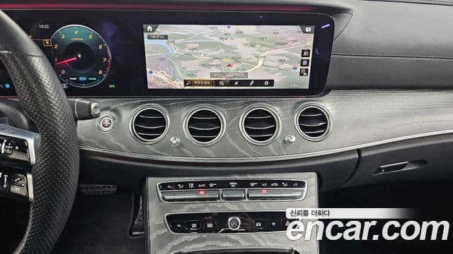 Mercedes-Benz E-Class 2021 — Şəkil 15/20