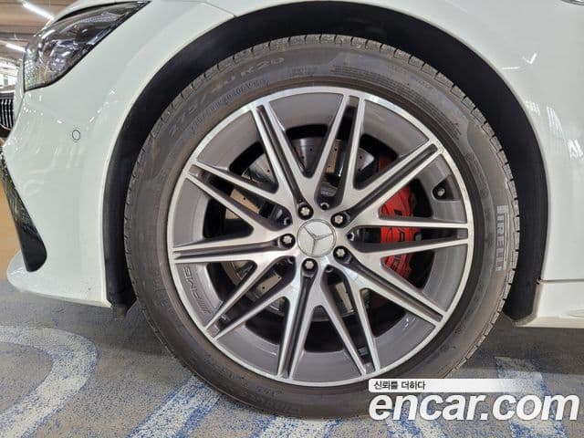 Mercedes-Benz AMG GT 2023 — Фото 19/20