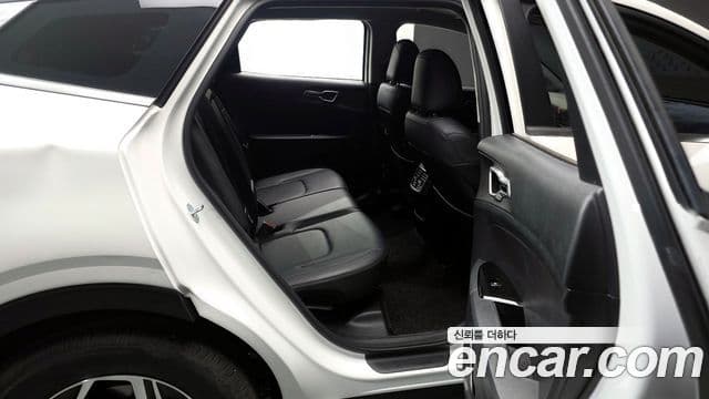 Kia Sportage 2022 — Фото 12/20