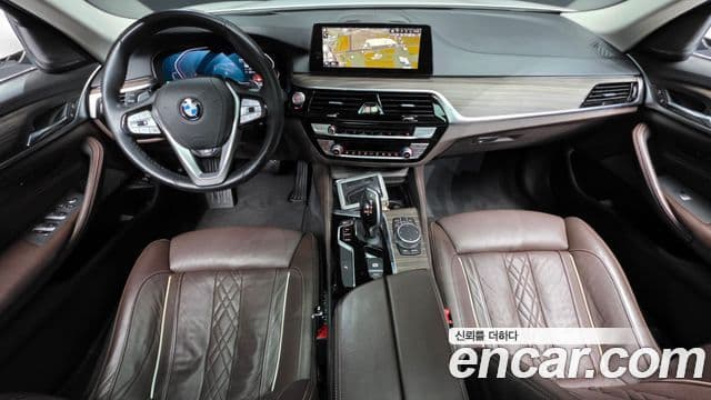 BMW 5 Series 2020 — ფოტო 7/20