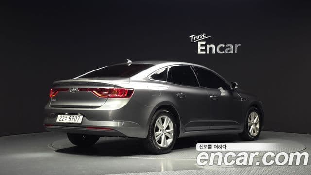 Renault Samsung SM6 2019 — ფოტო 16/20
