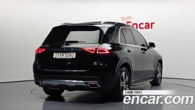 Mercedes-Benz GLE-Class 2020 — Şəkil 2/20