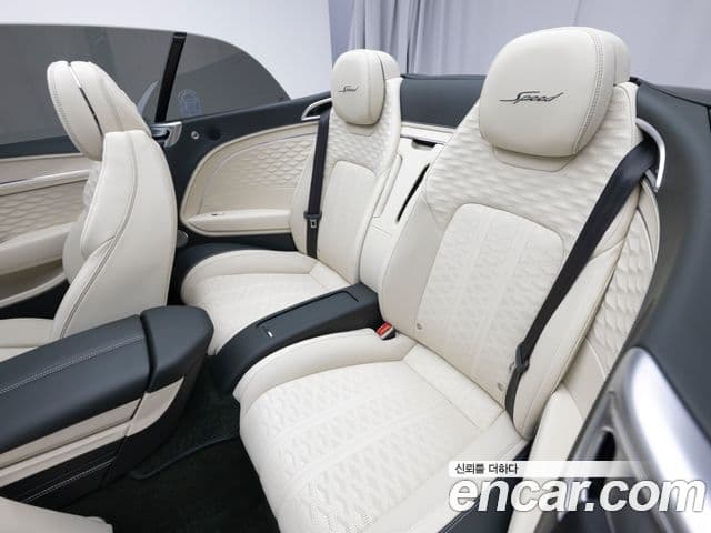 Bentley Continental GT 2025 — Şəkil 15/20
