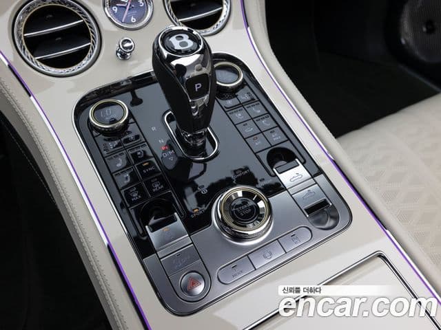 Bentley Continental GT 2025 — фото 18 из 20