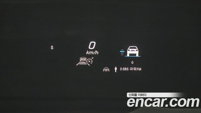 Mercedes-Benz GLE-Class 2021 — Photo 1/20