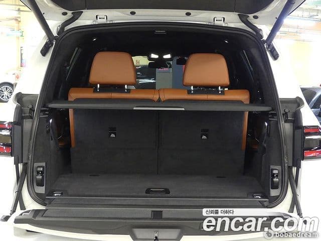 BMW X7 2023 — ფოტო 20/20