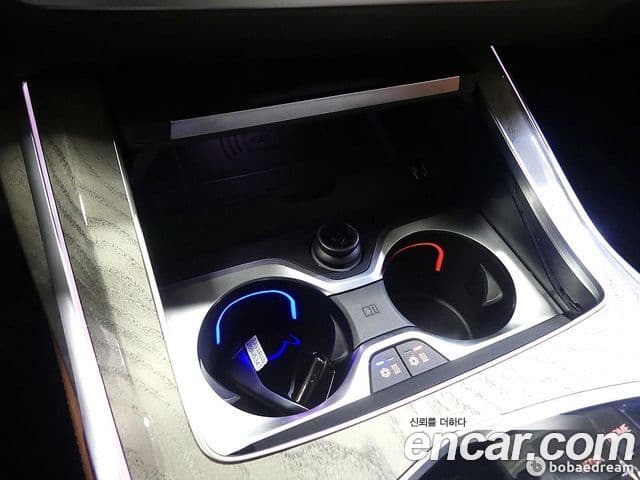 BMW X7 2023 — ფოტო 16/20