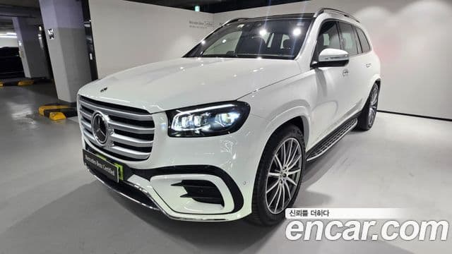 Mercedes-Benz GLS-Class 2024 — Photo 1/20