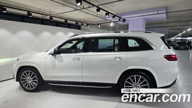 Mercedes-Benz GLS-Class 2024 — Photo 17/20