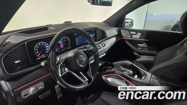 Mercedes-Benz GLS-Class 2024 — Photo 4/20