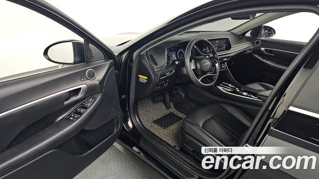 Hyundai Sonata Hybrid 2019 — ფოტო 19/20