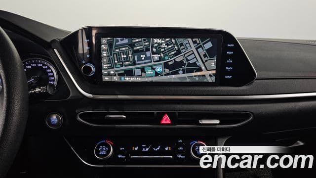Hyundai Sonata Hybrid 2019 — ფოტო 13/20