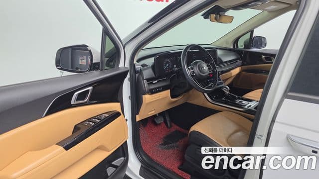Kia Carnival 2021 — Фото 10/20