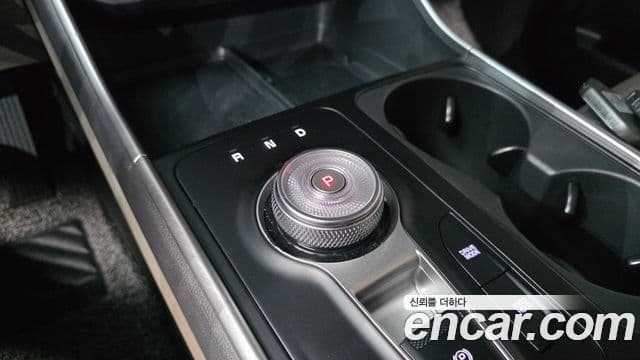 Kia Carnival 2024 — ფოტო 9/20