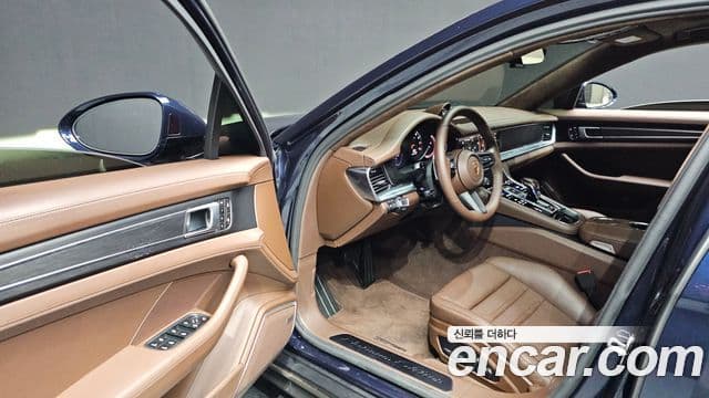 Porsche Panamera 2023 — Şəkil 9/20