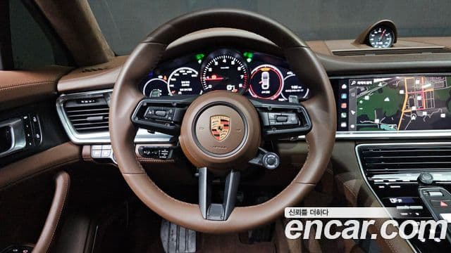 Porsche Panamera 2023 — Şəkil 13/20
