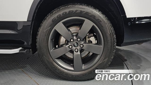 Land Rover Defender 2023 — Şəkil 8/20