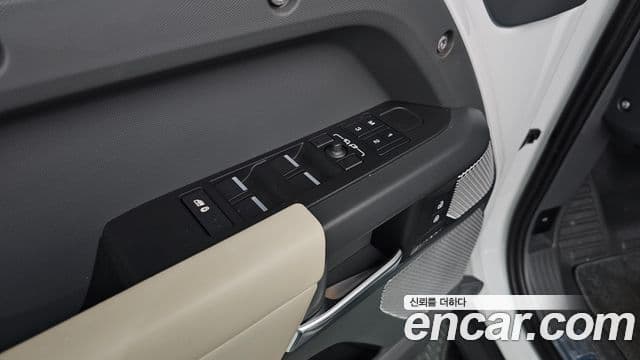 Land Rover Defender 2023 — Şəkil 13/20