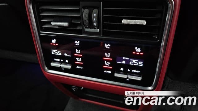 Porsche Cayenne 2019 — Şəkil 19/20