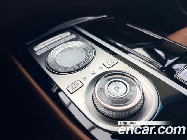 Genesis Electrified G80 2022 — ფოტო 7/20