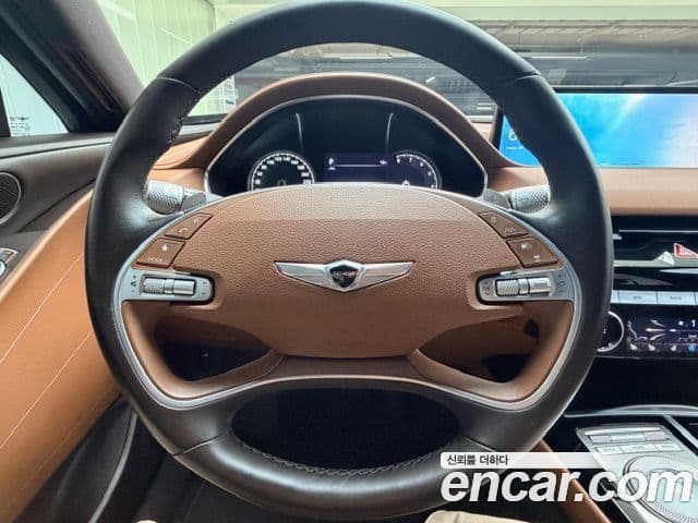 Genesis Electrified G80 2022 — ფოტო 18/20