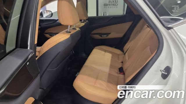 Lexus NX350h 2023 — ფოტო 11/20