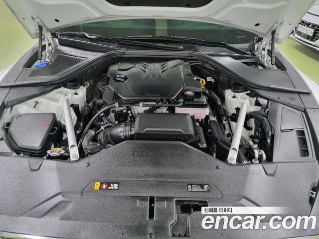 Genesis G80 2023 — Photo 17/20