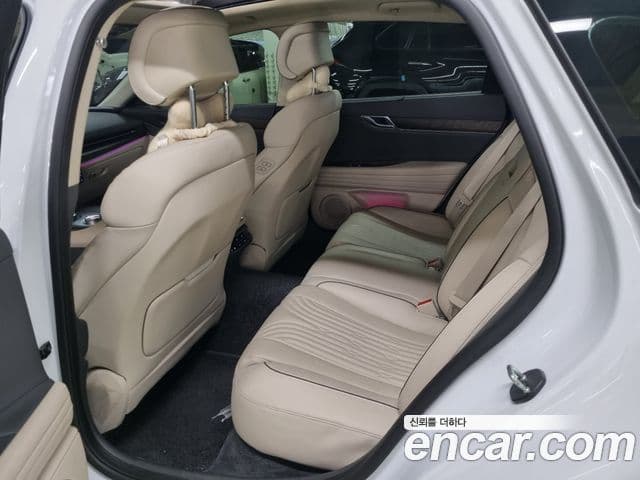 Genesis G80 2023 — Photo 16/20