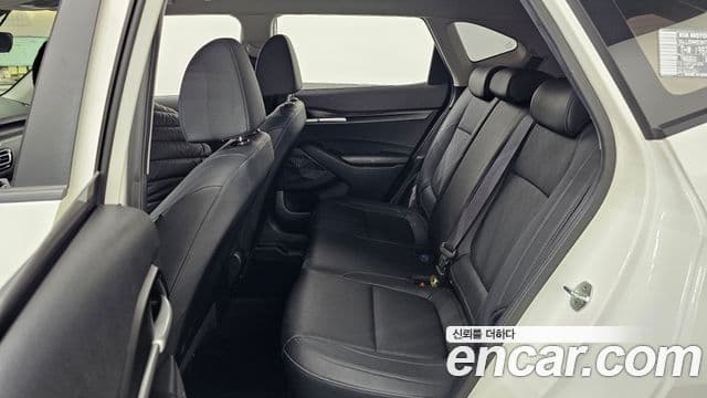 Kia Seltos 2021 — Şəkil 15/20