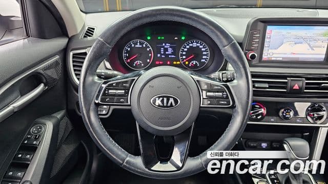 Kia Seltos 2021 — Şəkil 13/20