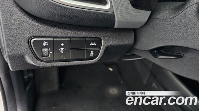 Kia Seltos 2021 — Şəkil 18/20