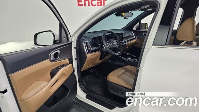 Kia Sorento 2023 — Şəkil 10/20