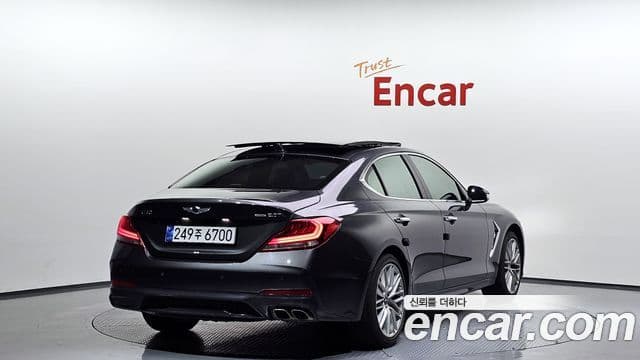 Genesis G70 2019 — ფოტო 2/20