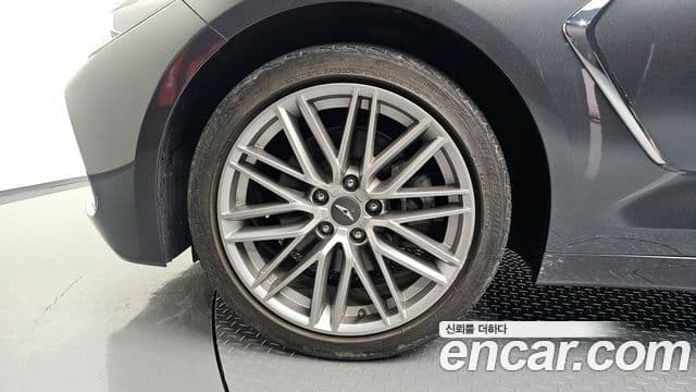 Genesis G70 2019 — ფოტო 5/20