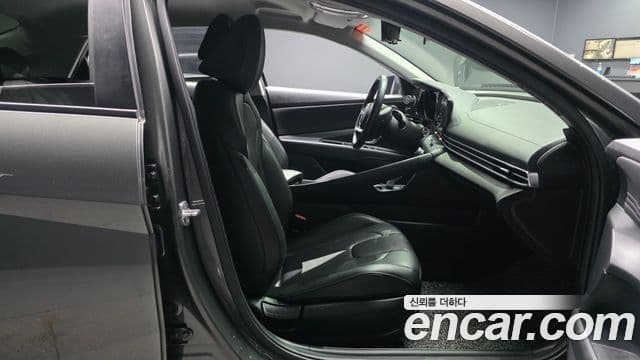 Hyundai The New Avante Hybrid 2020 — ფოტო 19/20