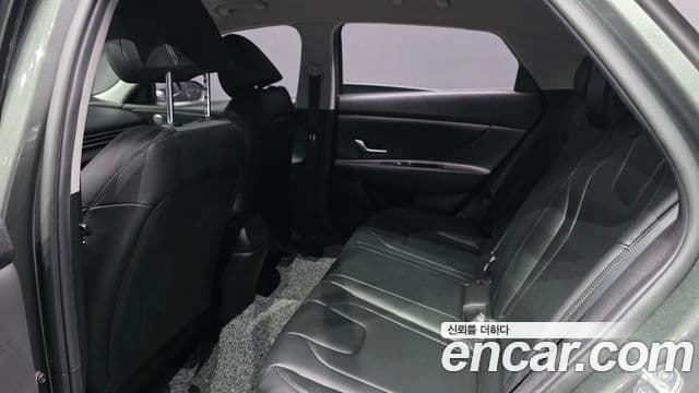 Hyundai The New Avante Hybrid 2020 — ფოტო 12/20