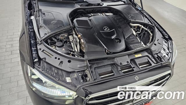 Mercedes-Benz S-Class 2021 — Photo 16/20