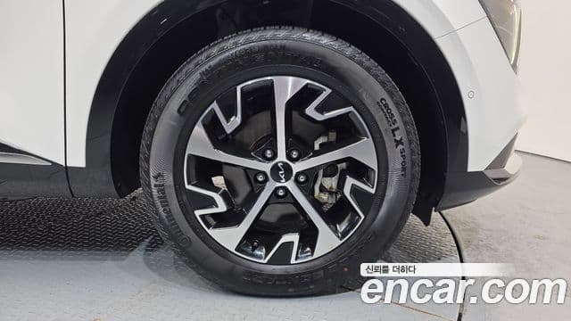 Kia Sportage 2023 — фото 5 из 20