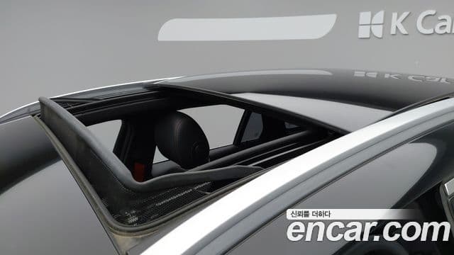 Mercedes-Benz GLC-Class 2022 — ფოტო 14/20