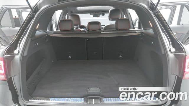 Mercedes-Benz GLC-Class 2022 — ფოტო 16/20